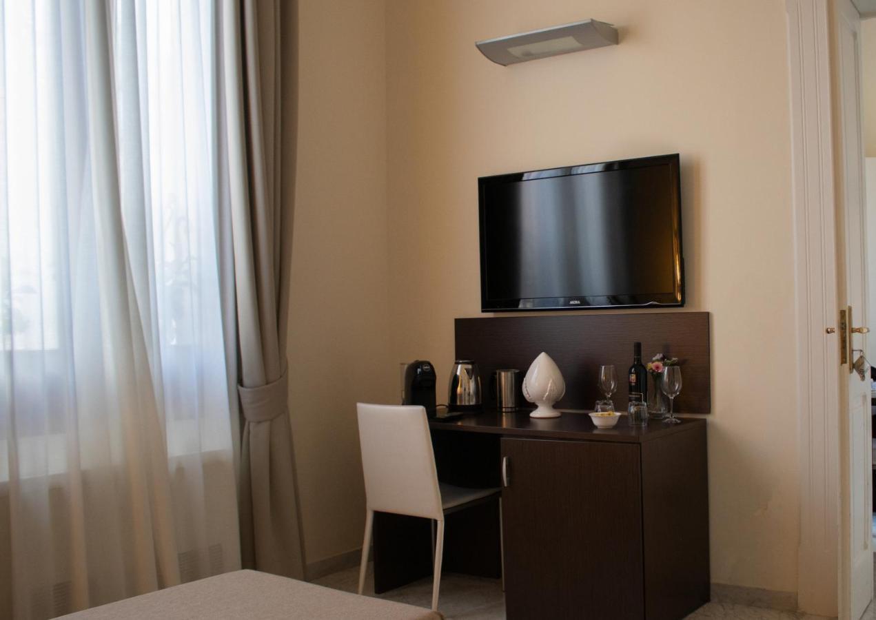 Apollo Suites Lecce Extérieur photo