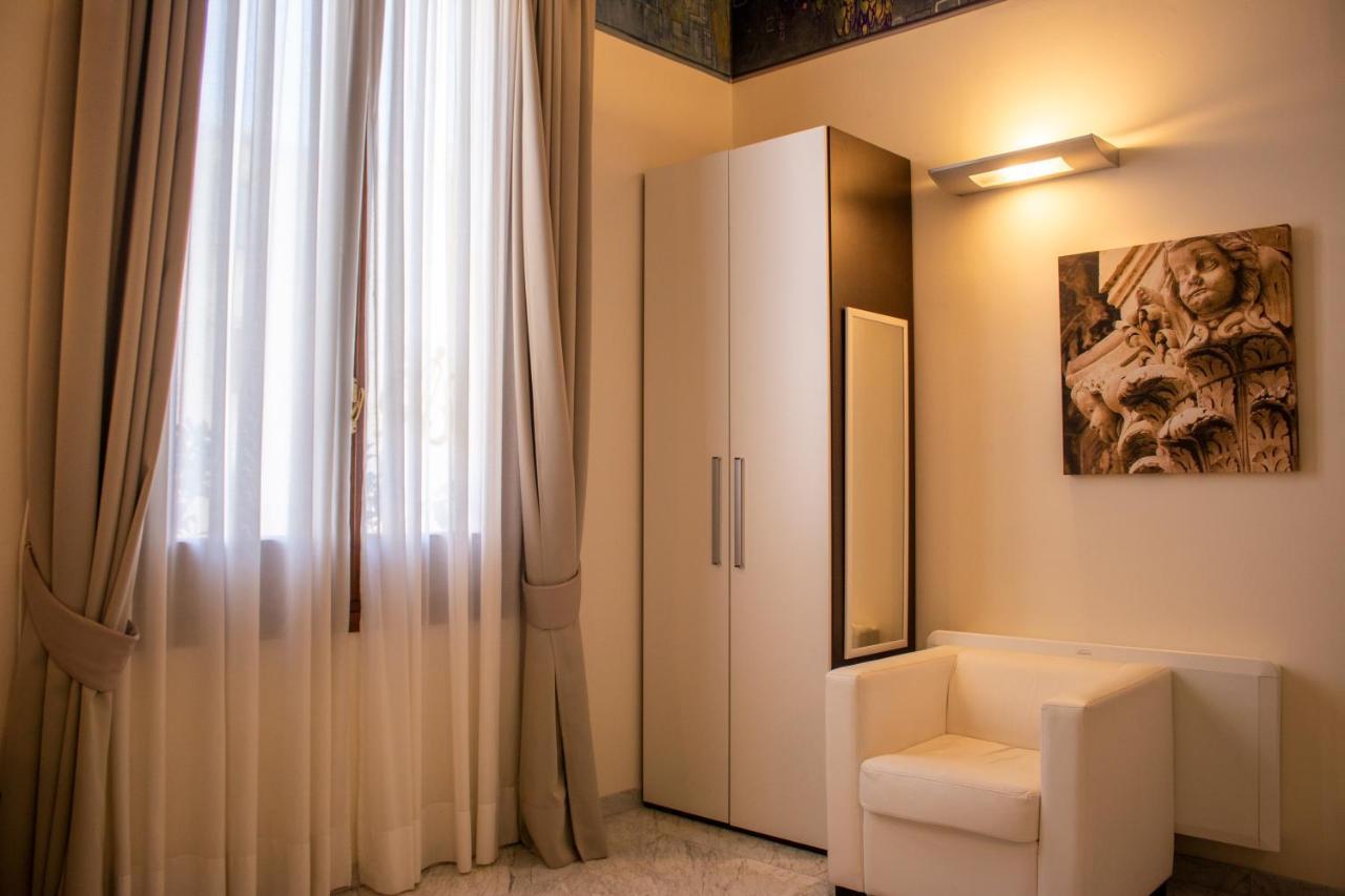 Apollo Suites Lecce Extérieur photo